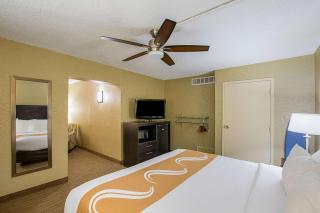 Quality Inn University Lansing - Lansing - 4