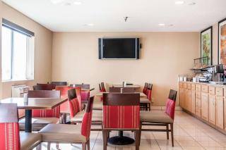 Comfort Inn - Fergus Falls - 9