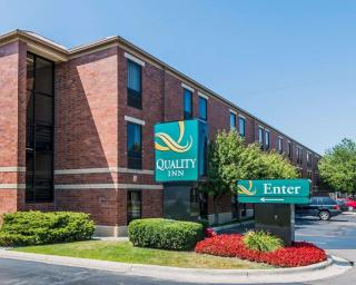 Quality Inn Auburn Hills - Detroit North - 8