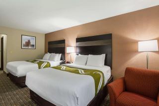 Quality Inn & Suites - Holland - 9