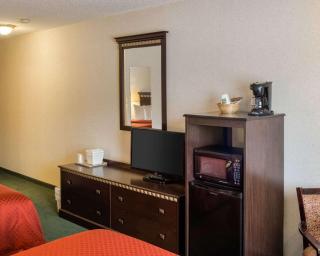 Quality Inn near Northtown Mall & National Sports Center - 5