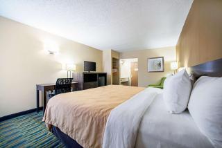 Quality Inn Near Six Flags St. Louis - 5