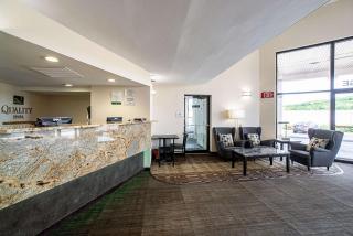 Quality Inn Near Six Flags St. Louis - Pacific - 3