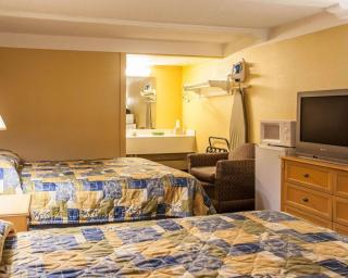 Relax Inn Saint Charles - St. Charles - 4