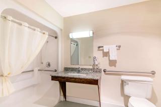 Quality Inn & Suites - Carthage - 6