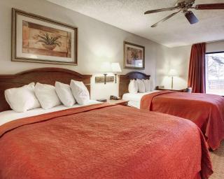 Quality Inn & Suites - Clinton - 3