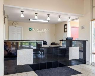 Quality Inn Louisville MS - 8