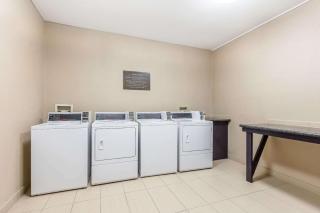 Comfort Inn & Suites Crystal Inn Sportsplex - Gulfport - 1