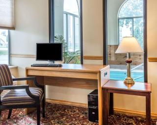 FairBridge Inn & Suites Glendive - Glendive - 5