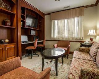 Quality Inn & Suites Biltmore East - Asheville - 8