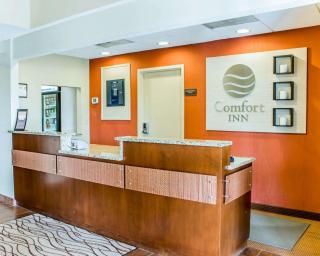Comfort Inn Fayetteville near Fort Bragg - Fayetteville - 9