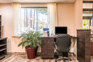 Lake Norman Inn and Suites - Cornelius - 4