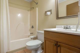 Rodeway Inn - Asheville - 8