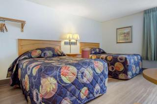 Rodeway Inn - Asheville - 1