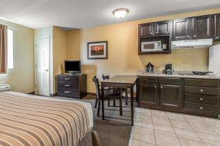 Suburban Studios Near Camp Lejeune - Jacksonville - 2