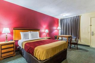Econo Lodge Whiteville - Whiteville - 6