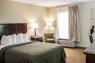 Quality Inn & Suites Wilson I-95 - 2