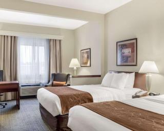 Comfort Inn Bismarck - 7