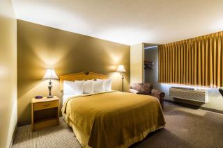 Quality Inn Columbia Mall - Grand Forks - 4