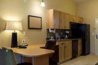 MainStay Suites Williston - Williston - 1