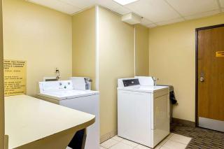 Americas Best Value Inn Fargo - 6