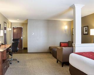 Comfort Suites Fargo Medical Center - Fargo - 1