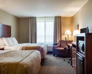 Comfort Inn & Suites Watford City - Watford City - 4