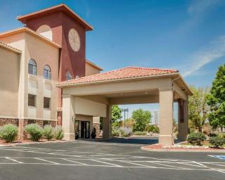 Quality Inn & Suites Albuquerque West - Albuquerque - 6