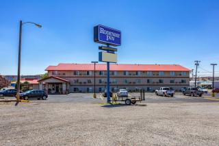 Rodeway Inn - Farmington - 7