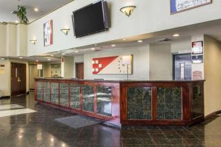 Clarion Hotel & Conference Center - Ronkonkoma - 7