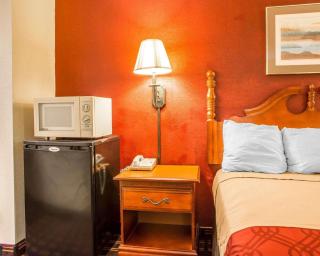 Rodeway Inn - Montpelier - 2