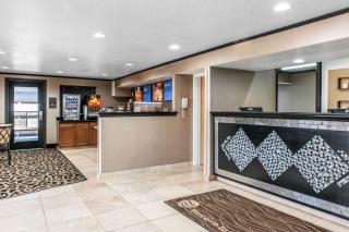 Quality Inn - Defiance - 1