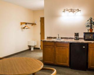 Quality Inn & Suites Bellville - Mansfield - Bellville - 4