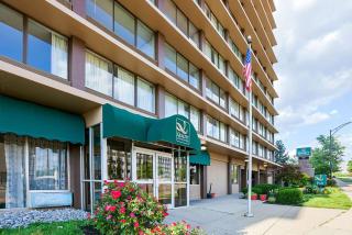 Quality Inn & Suites - Cincinnati - 4