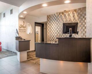 Quality Inn & Suites North-Polaris - Worthington - 6