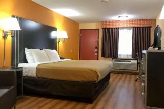 Econo Lodge - Purcell - 9