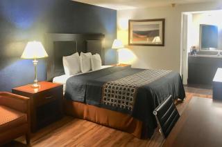 Rodeway Inn - Circleville - 1