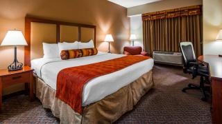 Best Western Plus Waxahachie Inn & Suites - Waxahachie - 9