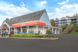 Days Inn by Wyndham Lexington - Lexington - 0