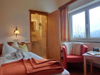 Hotel-Garni Drachenburg - Mittenwald - 1