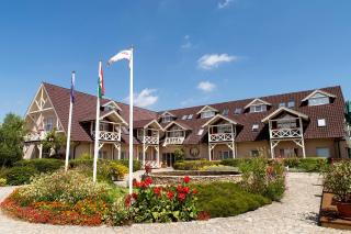 Orchidea Hotel Lipót - Lipót - 0
