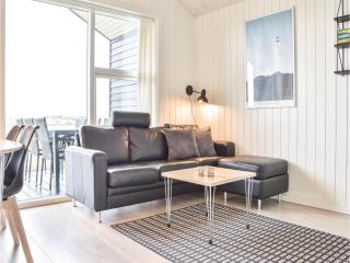 Two-Bedroom Holiday Home Ringkøbing 04 - Søndervig - 8