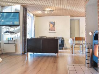 Nice Home In Ulfborg With Kitchen - Husby - 1