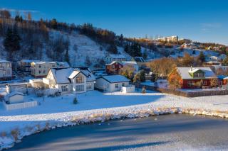 Old Town Modern Apartment - Akureyri - 8