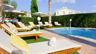 Villa Oasis by Ezoria Villas - Coral Bay - 9