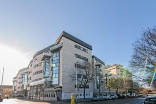 Cálido apartamento con piscina en Barcelona - Ripollet - 8