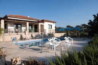 Adonis Villa - Coral Bay - 7