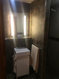 Higlander Apartments - 1