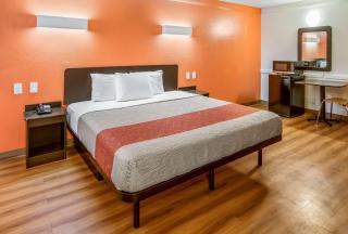 Motel 6-Euless, TX - DFW West - Euless - 1