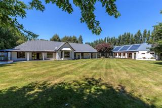 BOND ESTATE LUXURY ACCOMMODATION - Christchurch - 1